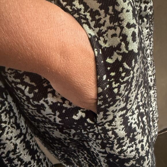 Lane Bryant Metallic Black & White Tweed Coat – Mid-Length, Lined Size 18/20 - Picture 7 of 12